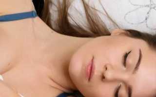 Правила здорового сна: полезно ли человеку спать на полу?